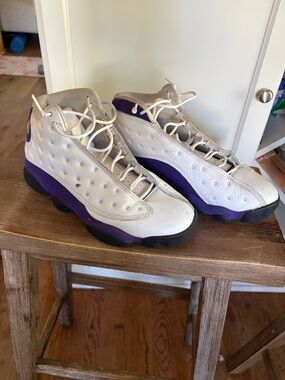 Jordan 13 Retro Lakers mens size 8.5